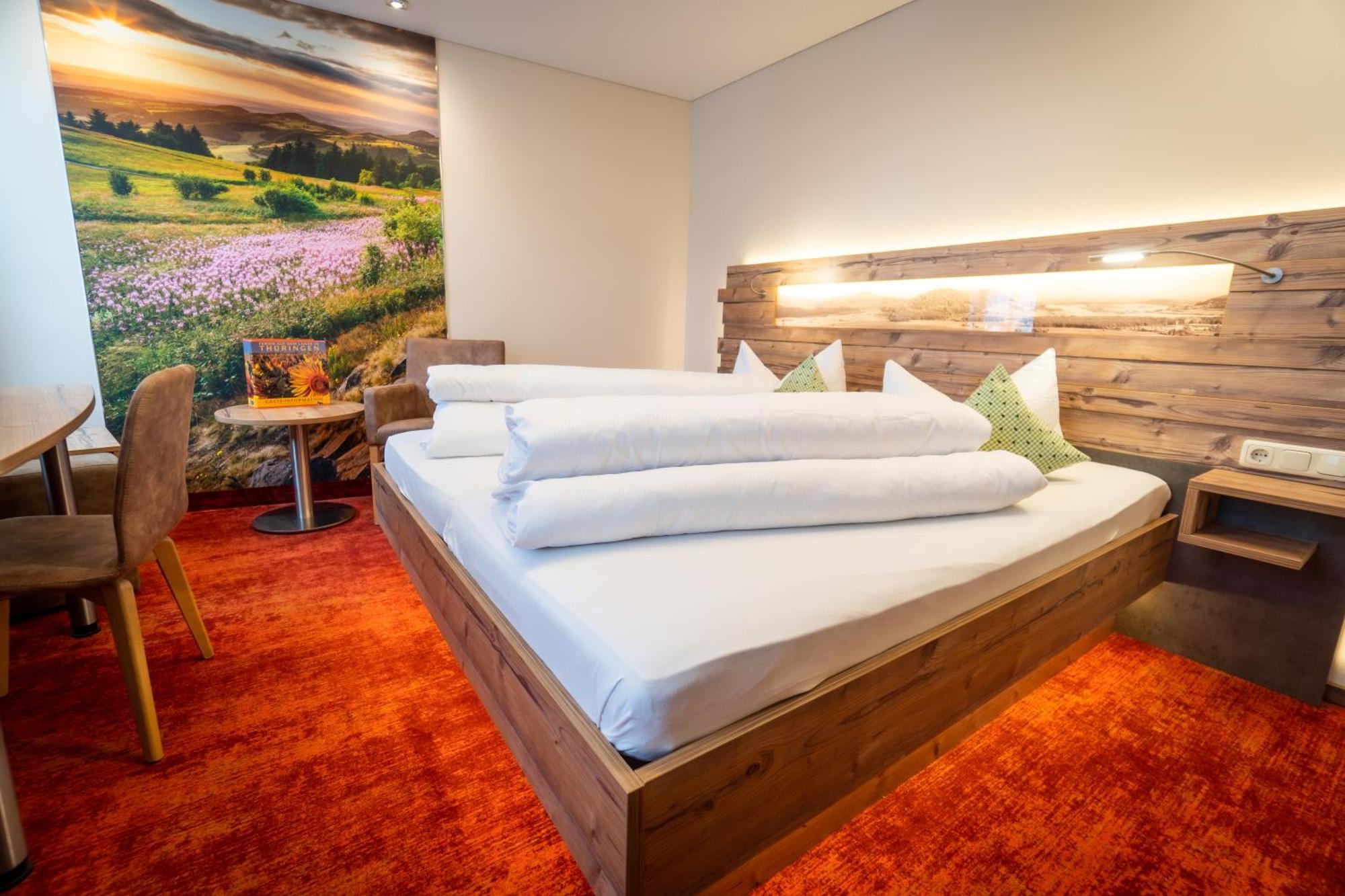 Landhotel Zur Gruenen Kutte Bernshausen ภายนอก รูปภาพ