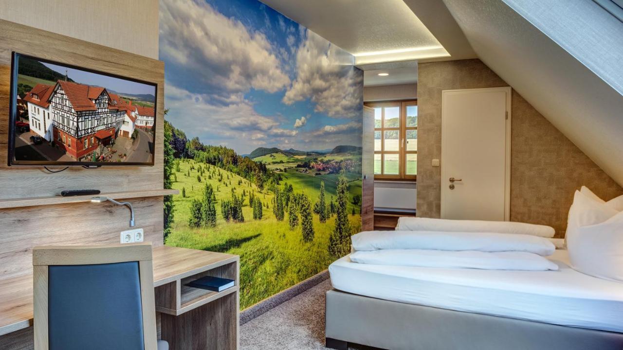 Landhotel Zur Gruenen Kutte Bernshausen ภายนอก รูปภาพ
